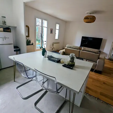 - Jardin 3 Pieces Apartment